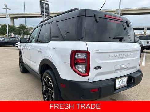 Used 2025 Ford Bronco Sport Outer Banks AWD/4WD image 7