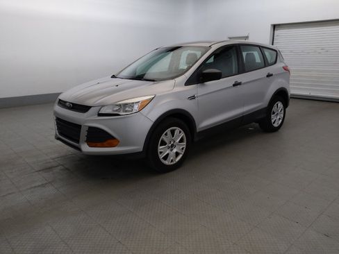 Used 2016 Ford Escape S FWD image 2