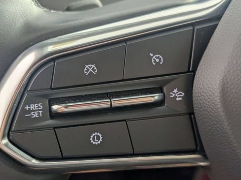 Used 2025 Chevrolet Equinox LT FWD image 14