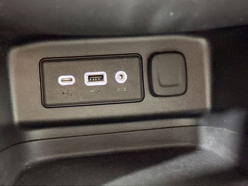 Used 2019 Chevrolet Equinox LT image 26