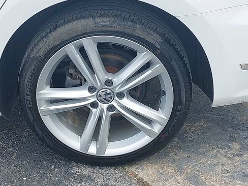 Used 2015 Volkswagen Passat TDI SEL Premium FWD image 30