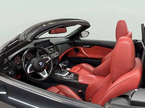 Used 2016 BMW Z4 sDrive28i RWD image 17