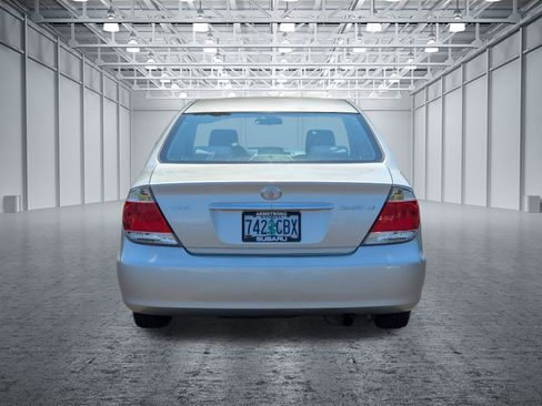 Used 2006 Toyota Camry LE FWD image 4