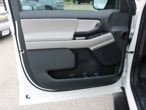 New 2026 Ford Expedition Max Active RWD image 6