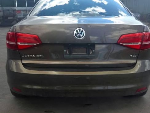 Used 2015 Volkswagen Jetta TDI SEL FWD image 5