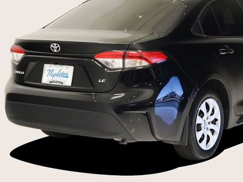 Used 2026 Toyota Corolla LE FWD image 7