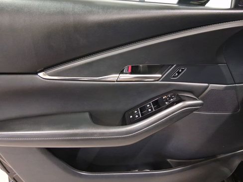 Certified 2025 MAZDA CX-30 AWD 2.5 S w/ Preferred Package image 18