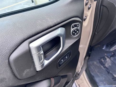 Used 2020 Jeep Gladiator Mojave image 13