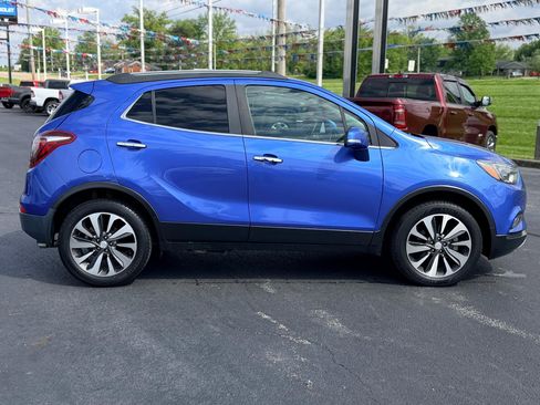 Used 2018 Buick Encore Essence AWD/4WD image 4