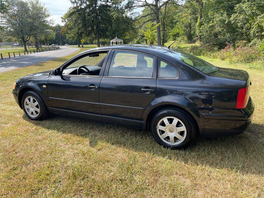 Used 1999 Volkswagen Passat GLS FWD image 11