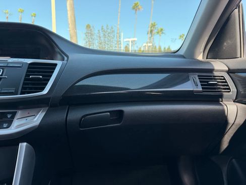 Used 2014 Honda Accord Sport image 17