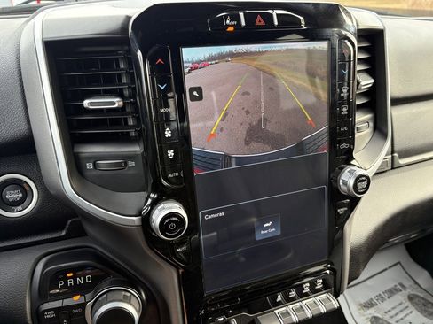 Used 2024 RAM 2500 Big Horn w/ Safety Group image 41