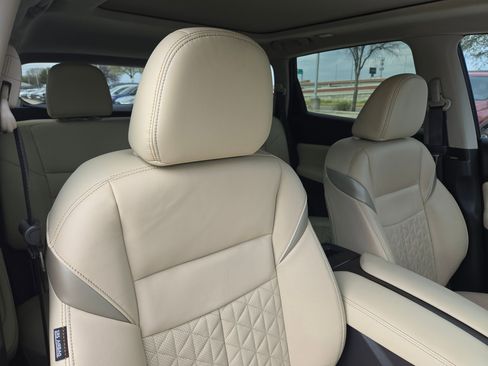 Certified 2024 Nissan Murano Platinum w/ Cargo Package image 29