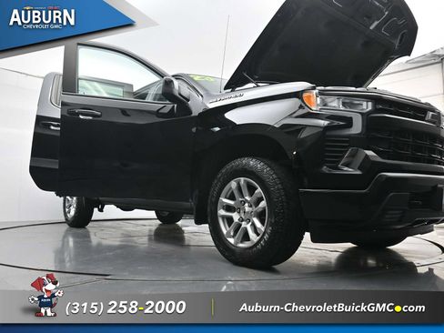 Used 2023 Chevrolet Silverado 1500 RST AWD/4WD image 34