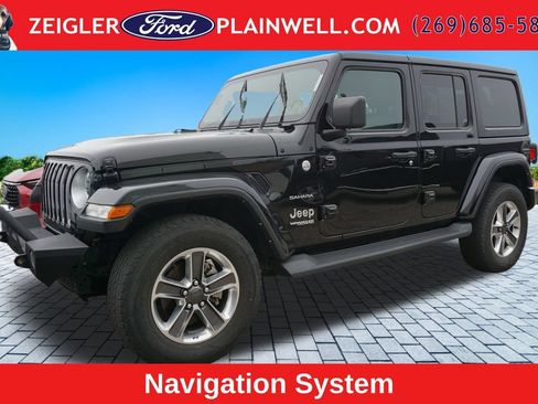 Used 2022 Jeep Wrangler Unlimited Sahara w/ Cold Weather Group AWD/4WD image 1