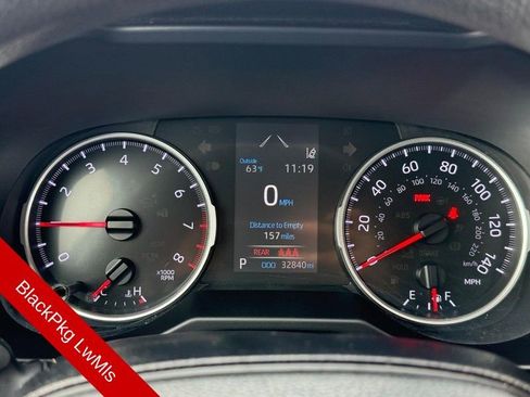 Used 2021 Toyota RAV4 LE image 22