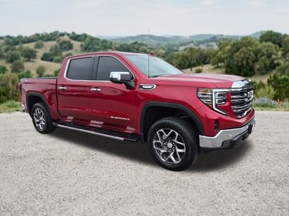 Used 2025 GMC Sierra 1500 SLT