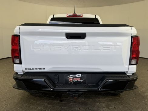 Used 2024 Chevrolet Colorado Trail Boss w/ LPO, Dark Essentials Package AWD/4WD image 7