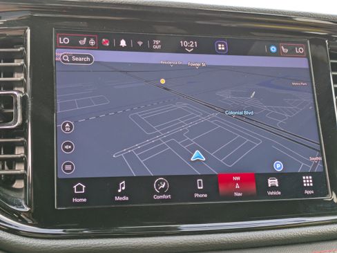 Used 2023 Dodge Durango GT image 35