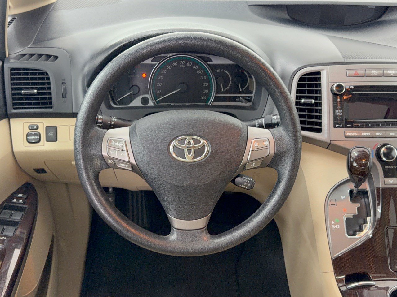 Used 2010 Toyota Venza w/ Convenience Pkg FWD image 10