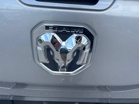 Used 2022 RAM 1500 Laramie AWD/4WD image 11