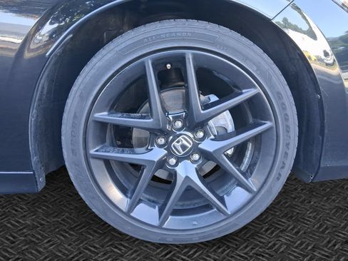 Used 2023 Honda Civic Sport image 9