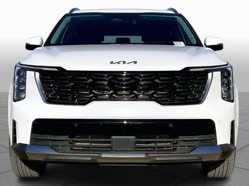 Certified 2025 Kia Sorento S image 8