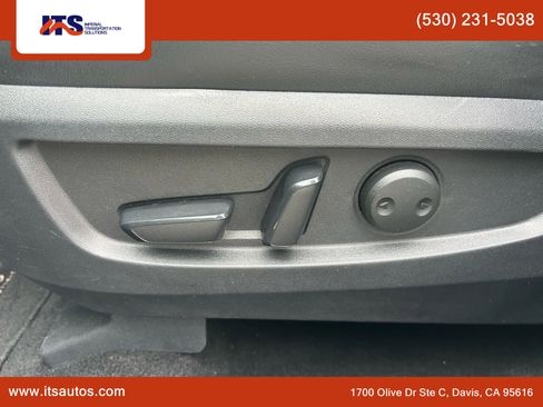 Used 2019 INFINITI QX50 Essential w/ Premium Audio Package image 22