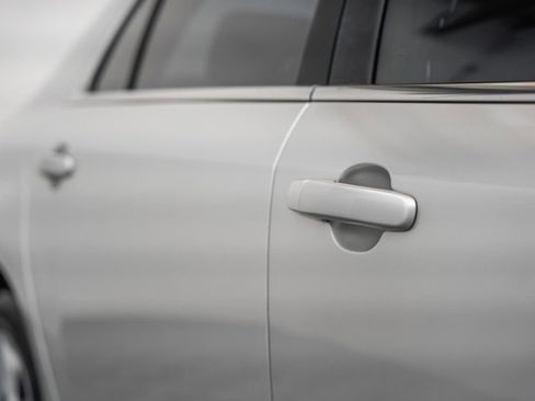 Used 2010 Chevrolet Malibu LS FWD image 13
