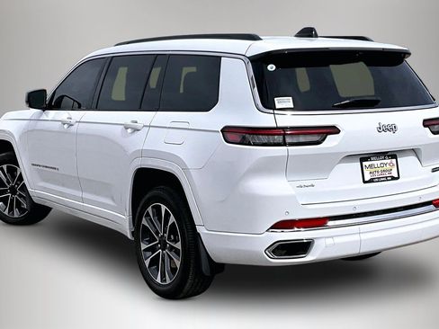 Used 2024 Jeep Grand Cherokee L Overland w/ Luxury Tech Group IV image 4