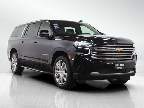 Used 2021 Chevrolet Suburban High Country AWD/4WD image 8