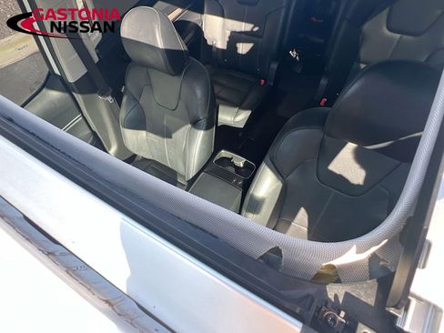 Used 2022 Kia Telluride SX w/ Towing Package image 30