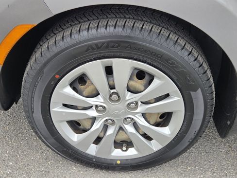 Used 2022 Kia Soul LX FWD image 16