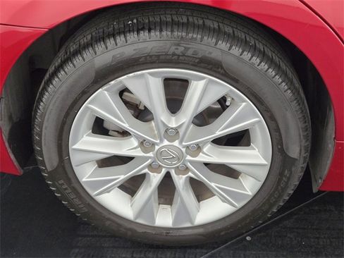 Used 2013 Lexus ES 300h w/ Luxury Pkg image 10