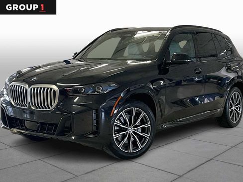 Used 2025 BMW X5 xDrive40i w/ M Sport Package image 1