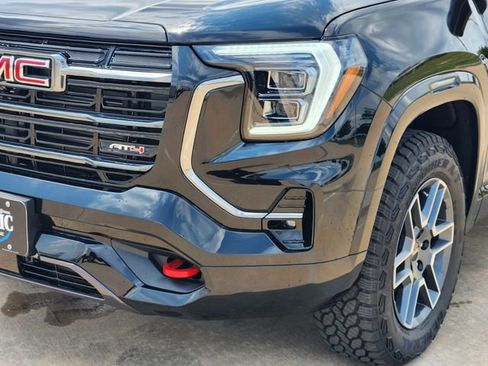 New 2026 GMC Terrain AT4 w/ Convenience Package III AWD/4WD image 8