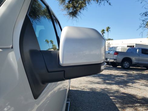 Used 2019 Ford F150 Lariat image 4