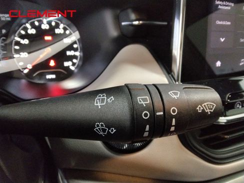 Used 2022 Jeep Compass Limited image 17