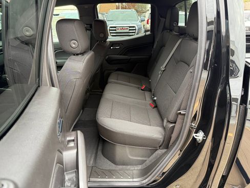 New 2026 GMC Canyon Elevation w/ Convenience Package image 11