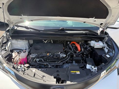 Used 2023 Toyota Sienna LE AWD/4WD image 25
