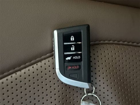 Used 2024 Acura RDX SH-AWD w/ Technology Package image 28