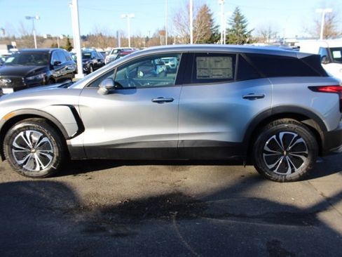 New 2024 Chevrolet Blazer EV LT image 4