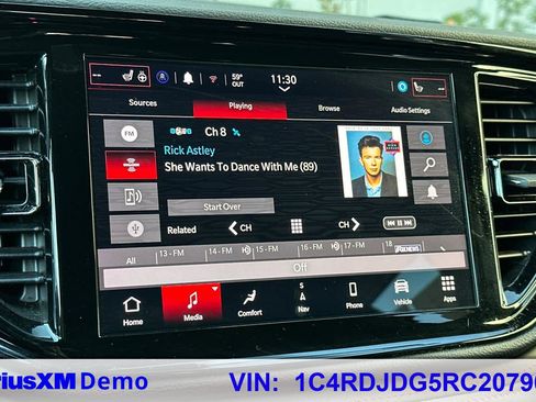 Used 2024 Dodge Durango GT image 35