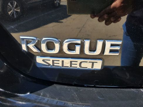 Used 2014 Nissan Rogue S w/ Convenience Package FWD image 9