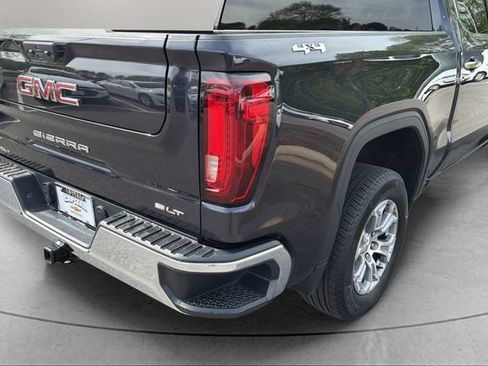 Used 2025 GMC Sierra 1500 SLT AWD/4WD image 34