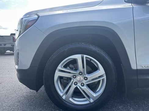 Used 2019 GMC Terrain SLE w/ Driver Convenience Package AWD/4WD image 21