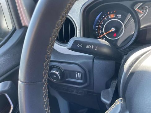 Used 2024 Jeep Wrangler Unlimited Sport AWD/4WD image 24