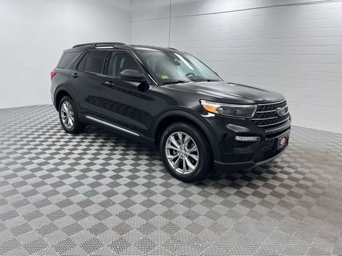 Used 2023 Ford Explorer XLT w/ Equipment Group 202A image 1