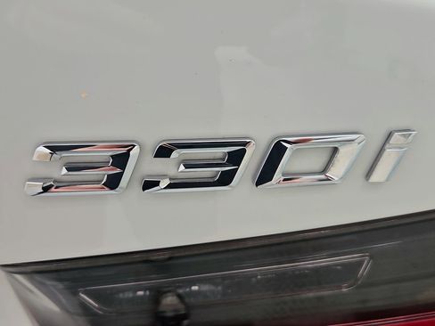 Used 2023 BMW 330i xDrive Sedan w/ Driving Assistance Package image 33