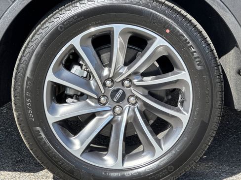 Certified 2020 Lincoln Aviator Grand Touring w/ Equipment Group 301A AWD/4WD image 26